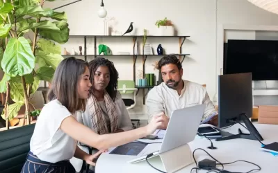 10 Crucial Features to Look for in a Reputation Management Tool